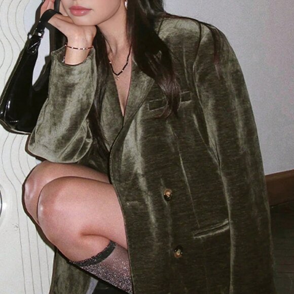 Dark Green Elegant Women's Velvet Blazer - Picture 2 of 6